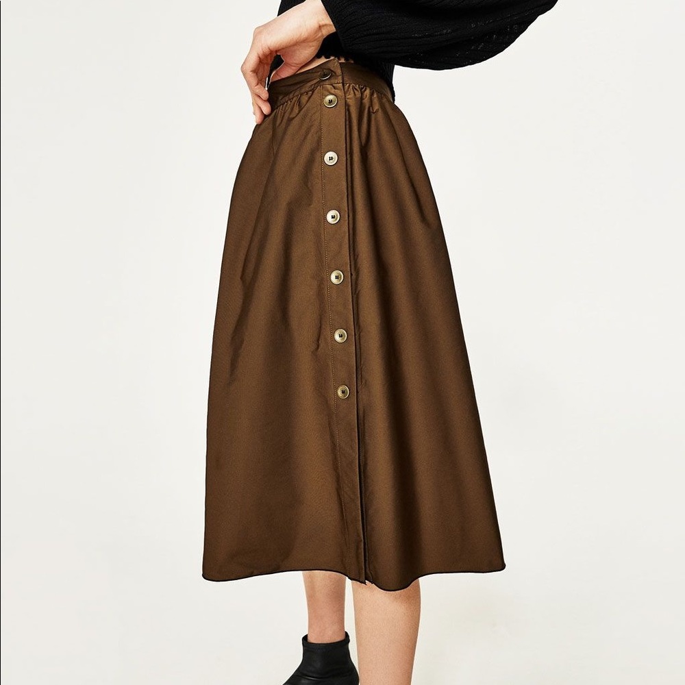 NWT Zara Reversible Skirt with Side Buttons - Picture 2 of 8